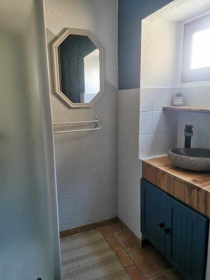 Au Petit Faubourg Apartment Гринян Екстериор снимка